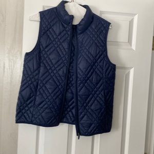 Women’s Jockey quilted vest..navy blue .large